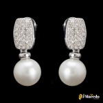 Brinco Ouro Branco 18k com diamantes e pérolas Tamanho 2mm Peso 5,4g  Acompanha o certificado JMACED