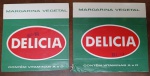 Lote com 2 Livretos Vintage Margarina Delícia  Original Anos 60/70 -  livretos originais da Margarina Vegetal Delícia, uma peça clássica de ephemera publicitária brasileira, provavelmente lançada entre o final da década de 1960 e o início dos anos 1970. A Delícia, marca histórica da Sanbra (Sociedade Algodoeira do Nordeste Brasileiro), foi uma das pioneiras no mercado de margarinas vegetais no país.