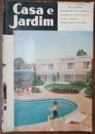 Revista Casa e Jardim Nº 21 - Anos 50 - Relíquia da Arquitetura Modernista - Este exemplar original da revista Casa e Jardim, edição nº 21, é um documento histórico fascinante da estética residencial dos anos 50.
