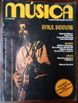 edição nº 3 da Revista Música, publicada em 1976. Você guardou o melhor para o final: esta é, sem dúvida, uma das edições mais raras, valiosas e procuradas de toda a história da publicação. A capa apresenta o "Maluco Beleza", Raul Seixas, em uma imagem icônica com trajes militares estilizados, no auge de sua fase mística e transgressora.Itens do Raul Seixas desse período são considerados o "Santo Graal" para colecionadores de rock brasileiro.