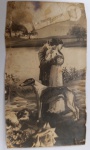 Cartão-Postal Antigo Italiano  "Che Immensa Beatitudine" (Cerca de 1910Imagem alegórica representando um casal em um momento romântico à beira de um lago ou campo. Em destaque, à frente, a figura de um cão da raça Galgo (Greyhound), símbolo de elegância e fidelidade na época. Acima, uma flâmula com os dizeres em italiano: "Che Immensa Beatitudine" (Que Imensa Beatitude/Felicidade).