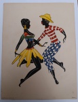 Antiga Estampa Modernista  Par de Dançarinos  Série Calypso (Bromograf)  Item nº 7Ilustração estilizada de um casal em movimento de dança. A figura feminina veste saia amarela e corpete multicolorido, enquanto a masculina traja camisa listrada, calça xadrez azul e chapéu de palha.Estilo: Design modernista de meados do século XX, com foco em ritmo, movimento e contrastes cromáticos.Identificação: Inscrições na base: "Série Calypso maior 84 7" (esquerda) e "BROMOGRAF" (direita).