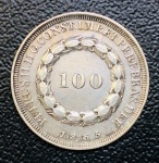 Moeda do Brasil - 100 Reis 1835 - P-521 Série de Cruzados - Prata (.917) - 2,240 g - 18 mm - 2º Sistema Monetário - Imperio D. Pedro II - Excelente Conservação Muito Bonita.