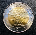 Moeda Finlândia - 5 Euros 2007 - Letra P- Km-135 FC - Bimetálica - Comemorativa 90º Aniversário da Independência