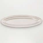 AÇO INOX, uma (1) travessa oval para peixe, manufatura FRACALANZA (tradição desde 1884), medindo 51,5 x 22,5 cm, sinais de uso, vide foto.