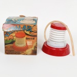 EQUIPAMENTO DE COZINHA, um (1) aparelho EXTRAI-AR, acondicionado na caixa (caixa no estado), usado, não testado e sem garantia, vide foto.