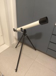 Telescopio amador da marca Tasco 9T, 234X. Medindo 72cm de comprimento. Excelente estado de conservação, não testado por falta de conhecimento, necessita limpeza na lente.