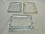 Lote de 3 tampas retangulares em vidro temperado. Medindo 20cm x 16cm. Com leves bicados.