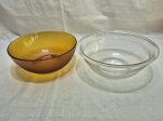 Lote de 2 travessas redondas fundas, bowl em vidro. Medindo o maior 25cm x 9,5cm de altura.