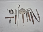 Kit bar com 8 peças em aço inox Hercules com alça em madeira. Medindo a colher bailarina 30,5cm de comprimento.