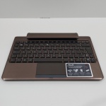 Teclado Eee Pad, Marca Asus, Modelo TF101 Mobile Docking, Em Ótimo Estado, Não testado. Medidas: Altura: 2,5 cm, Largura: 18,5 cm, Comprimento: 27 cm, Peso: 640 g.