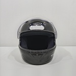 Capacete de Moto, Marca EBF, Modelo E31, Tamanho 60, Com pequenos Detalhes pelo Uso. Medidas: Altura: 26 cm, Largura: 21,5 cm, Comprimento: 28,5 cm, Peso: 1100 g.