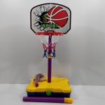 Kit Maleta Portátil Jogo de Basquete Completo, Em Ótimo Estado de Conservação. Medidas da Maleta: Altura: 38 cm, Largura: 18 cm, Comprimento: 47,5 cm, Peso: 1510 g.