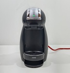 Cafeteira Nescafé Dolce Gusto, Marca Arno, Modelo PJ160854, Ligando, mas não testado o funcionamento. Medidas: Altura: 28,5 cm, Largura: 25,5 cm, Comprimento: 15 cm, Peso: 2520 g. 