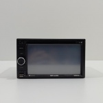 Rádio Multimídia Automotivo, Marca Shutt, Modelo Dakota, Não testado o funcionamento. Medidas: Altura: 10,5 cm, Largura: 18 cm, Comprimento: 18 cm, Peso: 1550 g.