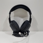 Headset Gamer Fortrek, Com Desgaste no Estofado pelo Uso, Ligando, mas não testado o funcionamento. Medidas: Altura: 23,5 cm, Largura: 10 cm, Comprimento: 20 cm, Peso: 340 g.