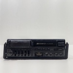 Rádio Automotivo, Marca Semivox, Modelo ST-2102E, Não testado o funcionamento. Medidas: Altura: 6 cm, Largura: 18 cm, Comprimento: 19 cm, Peso: 1310 g.