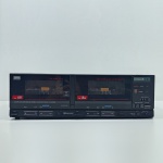 Tape Deck Duplo, Marca Sansui, Modelo D-M700W, Não testado o funcionamento. Medidas: Altura: 10,5 cm, Largura: 23,5 cm, Comprimento: 34,5 cm, Peso: 4060 g.