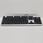 Teclado, Marca Multilaser, Modelo TC067, Faltando uma Tecla, Com Desgastes pelo Uso, Ligando, mas não tstado o funcionamento. Medidas: Altura: 2 cm, Largura: 14 cm, Comprimento: 44,5 cm, Peso: 390 g.
