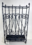 PORTA BENGALAS  / GUARDA-CHUVA EM FERRO FUNDIDO. MEDIDAS: 60 CM DE ALTURA X 15 X 16 CM