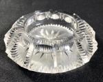CINZEIRO EM CRISTAL. MEDIDAS: 5 X 16 CM