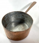 GRANDE PANELA  FRANCESA EM COBRE. MEDIDAS: 11,5 X 21,5 X 45 CM