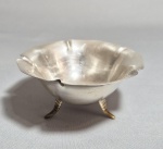 Covilhete borda de flor prata 900. Peso: 101 gramas. Med. 11 x 05 cm.