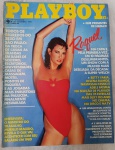 Revista Playboy Brasil nº 53  Raquel Welch (Dezembro de 1979)Raríssima edição histórica de colecionador da Playboy Brasil, nº 53, publicada em dezembro de 1979. A capa é um marco global: apresenta a "mulher mais desejada da década", a superestrela de Hollywood Raquel Welch, em um ensaio de 10 páginas deslumbrantes.
