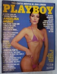 Revista Playboy Brasil nº 115  Angelina Muniz (Fevereiro de 1985)Playboy Brasil, nº 115, de fevereiro de 1985. A capa apresenta a atriz Angelina Muniz, no auge do sucesso da novela "Vereda Tropical", em um ensaio audacioso com formato de desdobramento (gatefold).