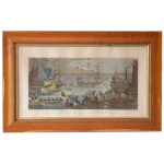 Circa 1822 - HIS MAGESTYS EMBARCATION AT GREENWITCH FOR SCOTLAND em 10 de Agosto de 1822. Gravura inglesa aquarelada apresentando o rei George IV, embarcando para Edimburgo na Escócia pela primeira vez. Autoria de J.Chapin a partir de uma pintura de J. Fussell. Editada por J.Robins & Co, Ivy Lane Paternoster Row. Levíssimas manchas no papel. 26 x 48 cm (MI). 38 x 60 cm (ME). Moldura de madeira clara precisando ser refeita.