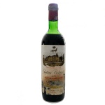 Vinho tinto CHÂTEAU BELGRAVE 1976 da denominação Haut-Médoc. 5º Grand Cru Classé segundo a classificação oficial dos vinhos de Bordeaux de 1855. Os vinhos desta propriedade são conhecidos por serem misturas clássicas de Bordeaux, predominantemente feitos com Cabernet Sauvignon.