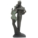LUCIEN CHARLES EDOUARD ALLIOT (1877-1967) - Escultura de linhas elegantes representando um casal em uma pose clássica de dança. Assinado. 70 x 30 cm.