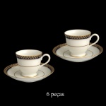 NORITAKE, Japão - Conjunto de 6 xícaras para café com seus pires em porcelana japonesa, da manufatura Noritake. Modelo conhecido como Stamp, Gold/Blue Check Band, apresentando um design branco com uma borda geométrica em azul e dourado.  6 x 6 cm / 12 cm.