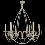 Lustre para 6 luzes, com estrutura tubular branca no formato de gota. Parte inferior com anelado sustentando braços recurvos, rematados por bobeches realçadas por algumas placas em cristal lapidado e velas. Hastes laterais arqueadas reunidas ao topo por canopla circular. 95 x 80 cm.