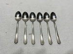 Jogo de 6 colheres de café em aço inox Wolff. Medindo 11cm de comprimento.