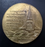 Medalha Comemorativa, Casa da Moeda do Brasil, Instalação dos Três Poderes da República em Brasília - Nova Capital do Brasil, Data 21/04/1960, Bronze Alumínio, Flor de Cunho.
