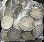 Moedas Estrangeiras, Grande Maioria Americanas, Dime, 1/4 Dollar, Half Dollar e Dollar Eagle e Peace, Algumas Peruanas, Datas Diversas, Peso Total 01 Kg de Prata 900, MBC/Soberbas.