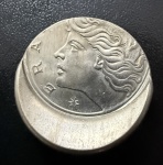 Rara Moeda Brasileira, Erro de Cunhagem, Grande Deslocamento - BONÉ, Valor 20 Centavos, Ano 1967, Cupro Níquel, Flor de Cunho.