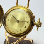 RASIS - Relógio de bolso a corda, não funciona. Caixa: D 5,5cm, sem contar a coroa. ***ATENÇÃO! ESTE RELÓGIO NÃO POSSUI GARANTIA DE FUNCIONAMENTO. Produto sendo vendido conforme ESTADO, testado, ou não, diz respeito apenas ao momento da catalogação. Recomenda-se revisão.*** Se necessário, solicitar mais fotos, vídeos ou perguntas para análise via e-mail reidaantiguidade@gmail.com, Obrigado pela visita!