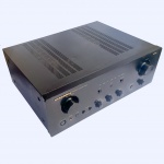 Som antigo: Amplificador Marantz. Modelo PM7000, não testado, mas, em muito bom estado.