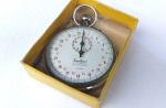 Vintage Coleção, Decoração, Lindo Cronômetro de Bolso, Hanhart, Impecável, 1960`s, à corda, Funcionando, medindo 55mm de diâmetro. Mostrador Porcelana, Registra 1/10 Sec, com caixa e manual em inglês e alemão, impresso em 1965. Funcionamento perfeito. Dispara, Para e Zera. Sem revisão recente. Guardado por muito tempo 