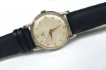 Vintage Coleção, Decoração, Relógio Clássico 1950`s, da Royce Swiss, Pata de Caranguejo, medindo 34mm de diâmetro, Militar, Segundeiro Central, Algarismos Arábicos, Fundo em Aço de Pressão. Máquina à corda original Swiss funcionando. Sem revisão recente. Pulseira Nova em Couro