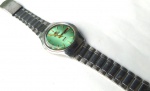 Vintage Coleção, Decoração, Bonito Relógio Orient Verde Degradee 3 Estrelas, Automático 1970/ 80`s, Todo original em aço medindo 37mm de diâmetro, Detalhes Dourados em Relevo. Segundeiro Central. Calendário Duplo. Fundo em aço de Rosca. Máquina original 21 rubis funcionando, sem revisão recente. Pulseira Original com regulagem para pulsos de 20cm e possui mais 2 furos para aumentar essa medida. 