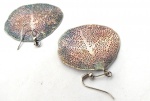 Vintage Luxo Jóias, Coleção, Decoração, ou Uso, Lote contendo Par de Brincos Folhas, Filigranadas, vazadas, em Prata de Lei, medindo 3,3 x 3,8cm