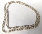 Vintage Luxo Jóias, Coleção, Decoração, ou Uso, Lote contendo Lindo Cordão Fígaro em Prata de Lei, medindo 67cm. Peso total 27,50gr