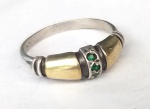 Vintage Luxo Jóias, Coleção, Decoração, ou Uso, Lote contendo Diferente Anel Art Deco em Prata de Lei e cristais verdes com aplique de Ouro. Aro 19. Peso total 2,56gr