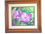 LETICIA S. LEÃO - Óleo sobre a tela, representando ` Orquídeas`  Quadro com moldura de madeira; medindo 68 X 76 cm.