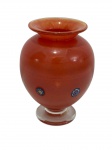 Vaso bojudo artístico em vidro soprado no estilo Murano , em tonalidade salmão. Medidas:  12 x 9 cm.