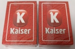 Par de Baralhos Kaiser Vintage  Lacrados de Fábrica  Colecionismo CervejeiroNovo / Lacrado. Os maços ainda possuem a proteção plástica original, garantindo que as cartas nunca foram usadas e estão sem manchas ou dobras.