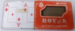 Baralho Duplo Royal 100% Plástico  Vintage com Estojo Original  Lavávelum conjunto de baralho duplo Royal 100% Plástico (All Plastic Playing Cards). Diferente dos baralhos de papel, as cartas de plástico são laváveis (washable), extremamente duráveis e não "viciam" ou dobram com facilidade.